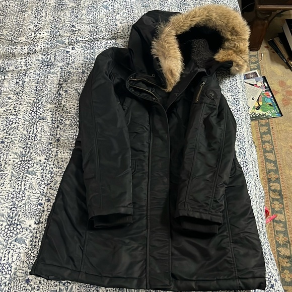 Women’s Spiewak quilted winter knee length parka - Picture 4 of 7